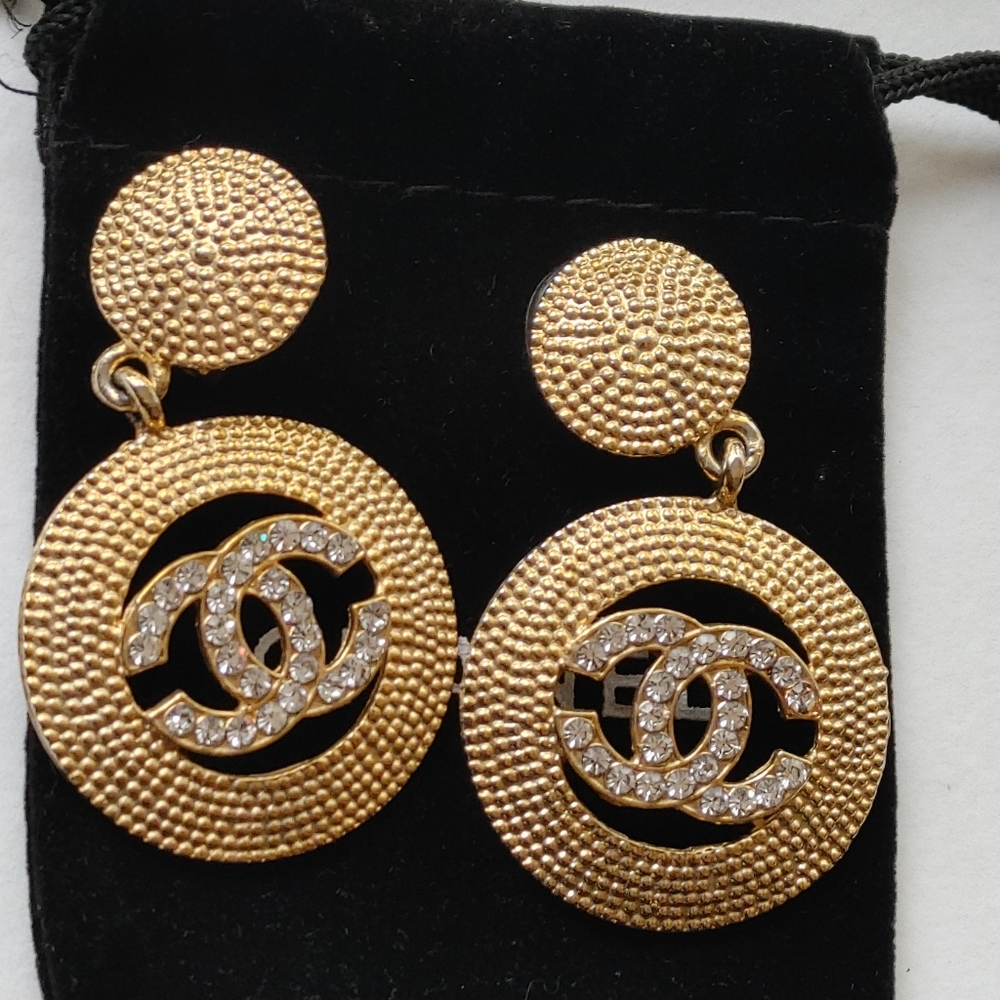 🤩 Celebrity Style Chanel Earrings 🤩